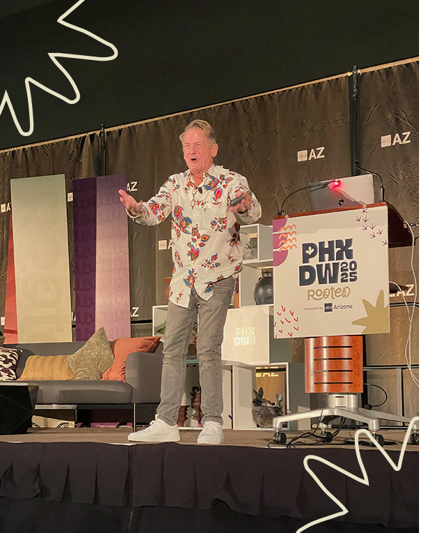 phxdw keynote speaker Bill Gardner on the stage