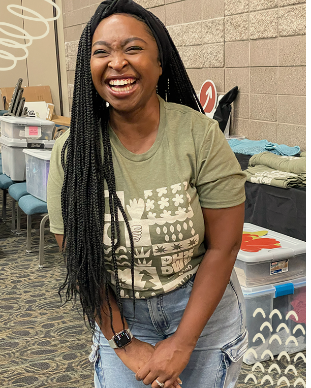 phxdw volunteer jasmin laughing